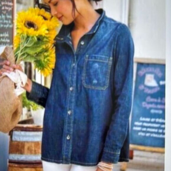 Soft Surroundings Tops - Soft Surrounding Women's Long Sleeve Button Up Denim Shirt Blue Size 1X